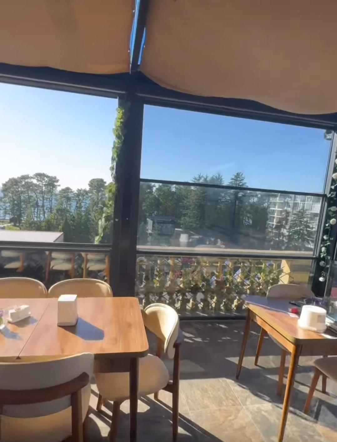 Hotel Majestic Kobuleti Exteriér fotografie